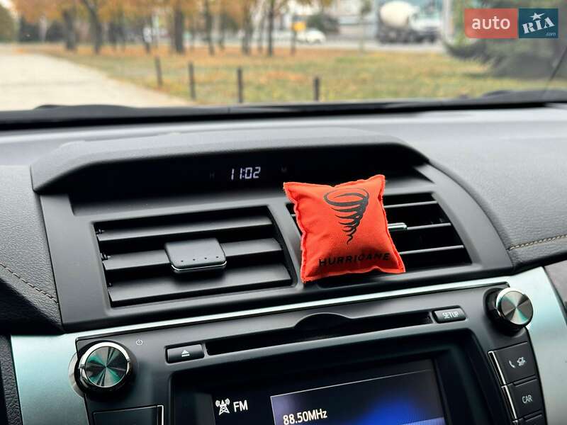 Седан Toyota Camry 2014 в Дніпрі фото 31 Седан Toyota Camry 2014 в Дніпрі