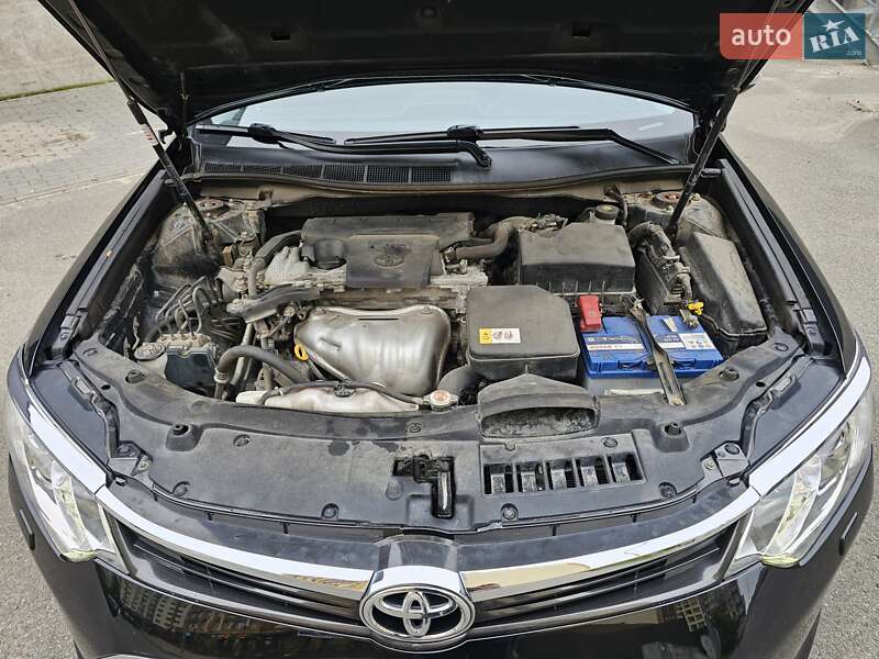 Седан Toyota Camry 2017 в Киеве фото 14 Седан Toyota Camry 2017 в Киеве