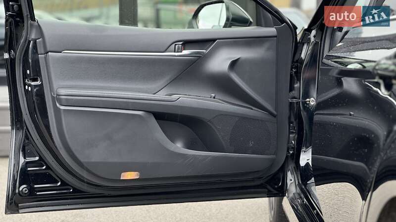 Седан Toyota Camry 2022 в Киеве фото 10 Седан Toyota Camry 2022 в Киеве