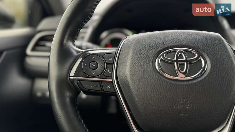 Седан Toyota Camry 2022 в Киеве фото 32 Седан Toyota Camry 2022 в Киеве