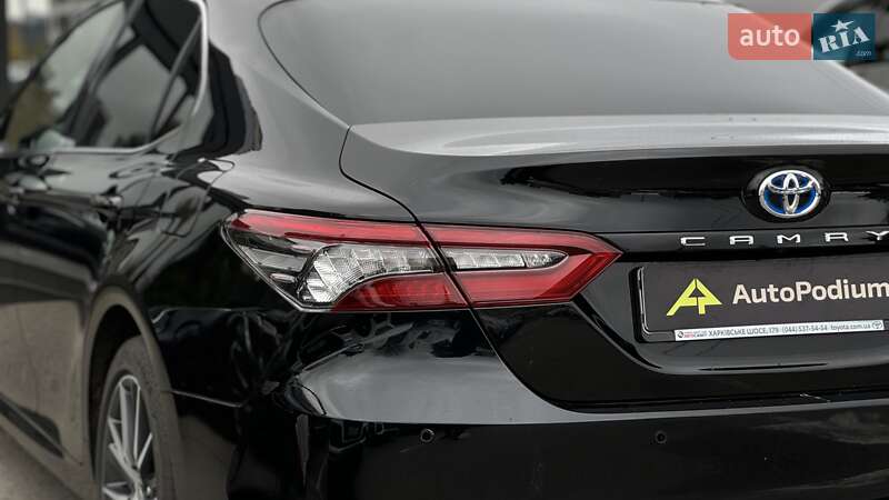 Седан Toyota Camry 2022 в Киеве фото 36 Седан Toyota Camry 2022 в Киеве