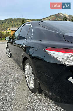 Седан Toyota Camry 2018 в  фото 10 Седан Toyota Camry 2018 в