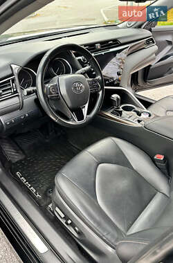 Седан Toyota Camry 2018 в  фото 43 Седан Toyota Camry 2018 в