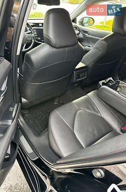 Седан Toyota Camry 2018 в  фото 48 Седан Toyota Camry 2018 в