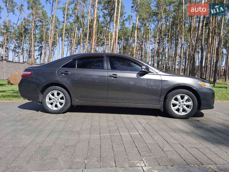 Седан Toyota Camry 2010 в Житомире фото 3 Седан Toyota Camry 2010 в Житомире
