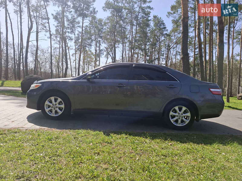 Седан Toyota Camry 2010 в Житомире фото 2 Седан Toyota Camry 2010 в Житомире