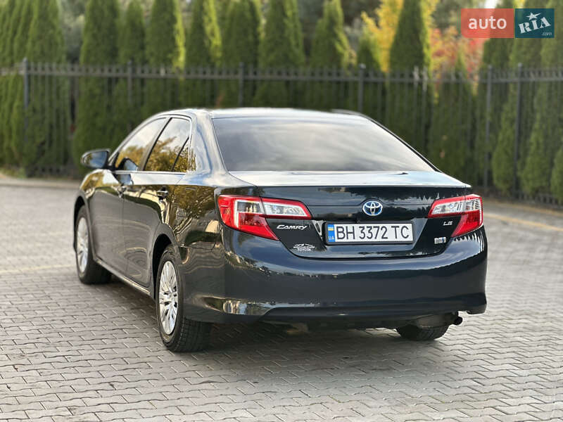 Седан Toyota Camry 2013 в Одесі