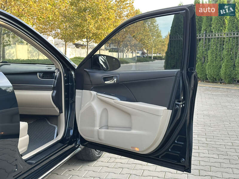 Седан Toyota Camry 2013 в Одесі