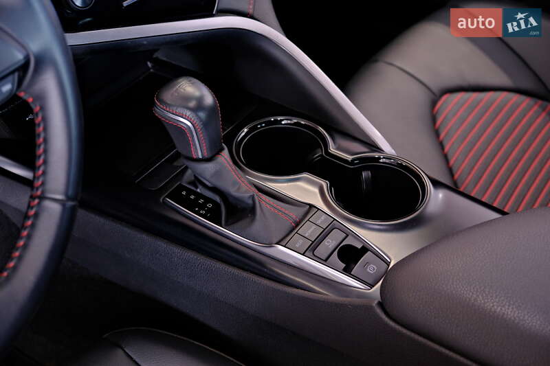 Седан Toyota Camry 2020 в Одесі