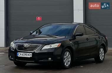 Седан Toyota Camry 2008 в Умани