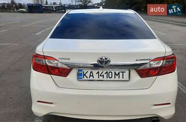 Седан Toyota Camry 2013 в 