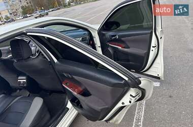 Седан Toyota Camry 2013 в 