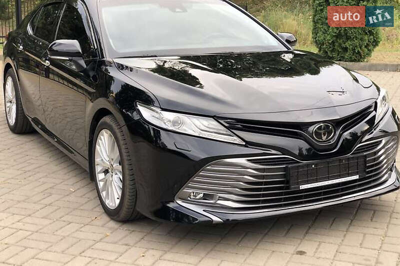 Toyota Camry 2020