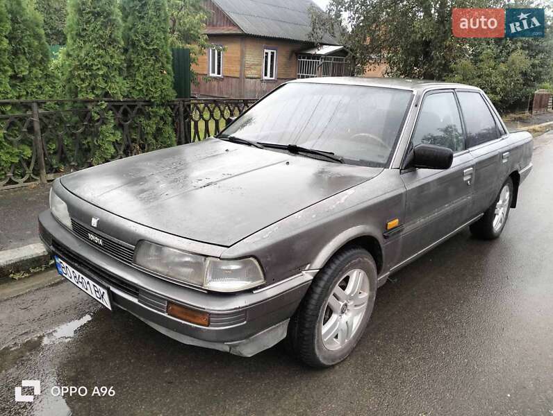 Седан Toyota Camry 1989 в Зорі фото 8 Седан Toyota Camry 1989 в Зорі