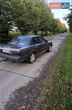 Седан Toyota Camry 1989 в 