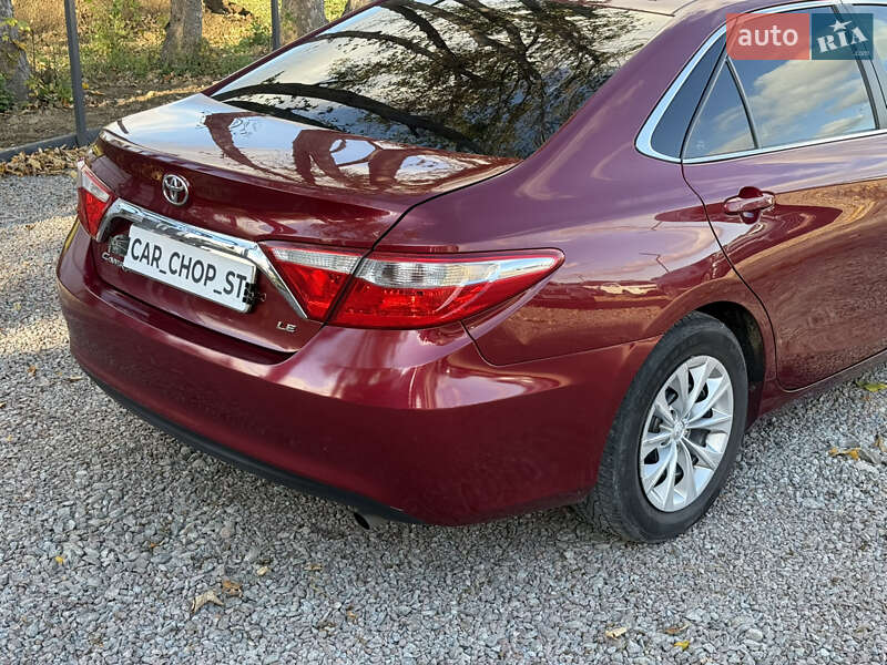 Седан Toyota Camry 2017 в Стрию
