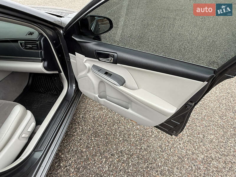 Седан Toyota Camry 2012 в Днепре фото 10 Седан Toyota Camry 2012 в Днепре