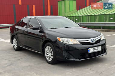 Седан Toyota Camry 2013 в Киеве