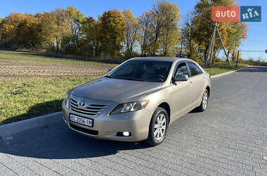 Седан Toyota Camry 2006 в Львове