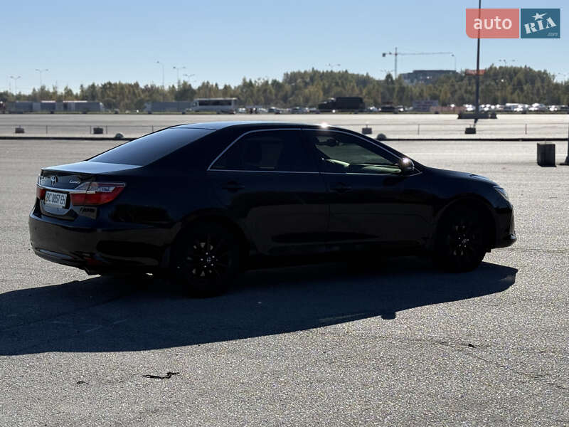 Седан Toyota Camry 2015 в Львове фото 12 Седан Toyota Camry 2015 в Львове