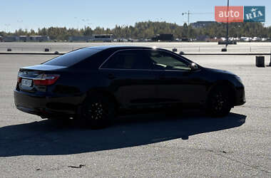 Седан Toyota Camry 2015 в  фото 12 Седан Toyota Camry 2015 в
