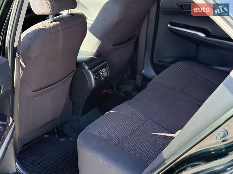 Седан Toyota Camry 2015 в Львове фото 20 Седан Toyota Camry 2015 в Львове
