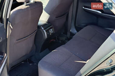 Седан Toyota Camry 2015 в  фото 20 Седан Toyota Camry 2015 в