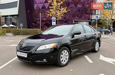 Седан Toyota Camry 2008 в 