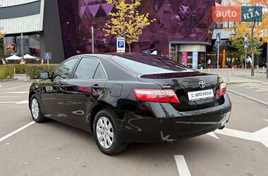 Седан Toyota Camry 2008 в 