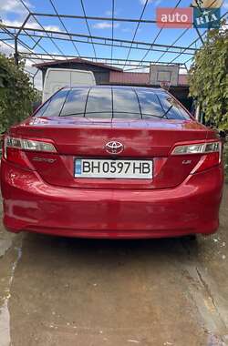 Седан Toyota Camry 2012 в 