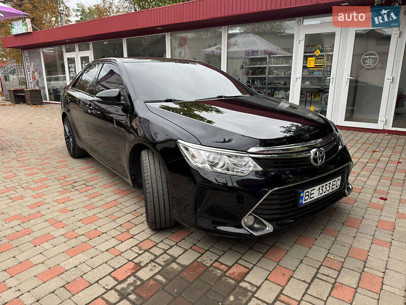 Седан Toyota Camry 2014 в Врадиевке