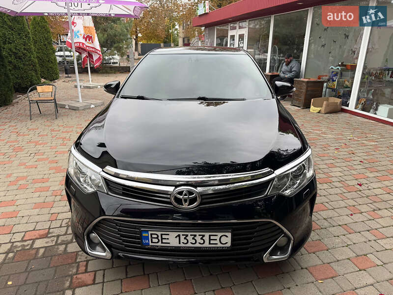 Седан Toyota Camry 2014 в Врадиевке