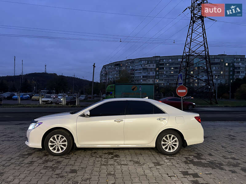 Седан Toyota Camry 2012 в Полтаве фото 3 Седан Toyota Camry 2012 в Полтаве