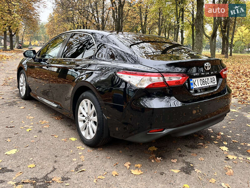Седан Toyota Camry 2018 в Киеве фото 13 Седан Toyota Camry 2018 в Киеве