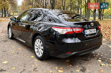 Седан Toyota Camry 2018 в 