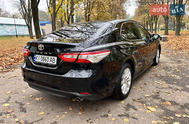 Седан Toyota Camry 2018 в 
