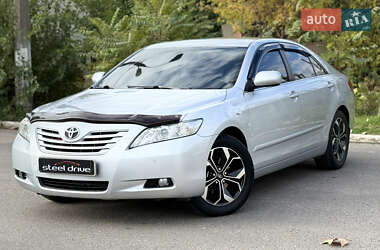 Седан Toyota Camry 2009 в Николаеве