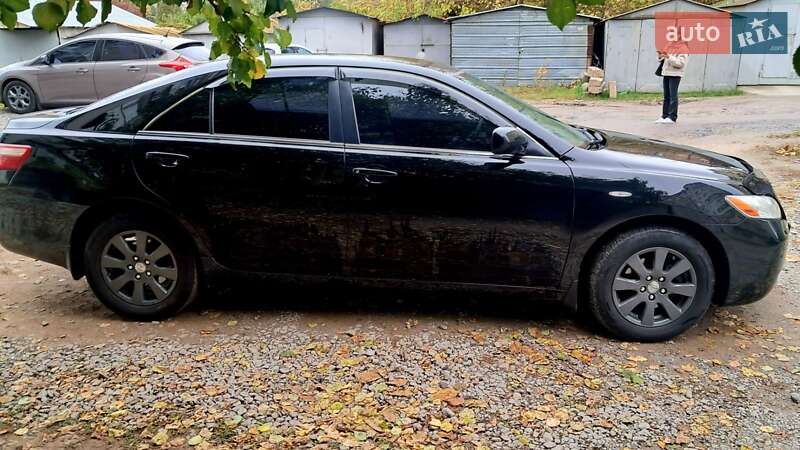 Седан Toyota Camry 2008 в Виннице