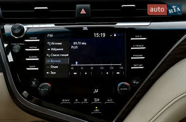 Седан Toyota Camry 2018 в  фото 21 Седан Toyota Camry 2018 в