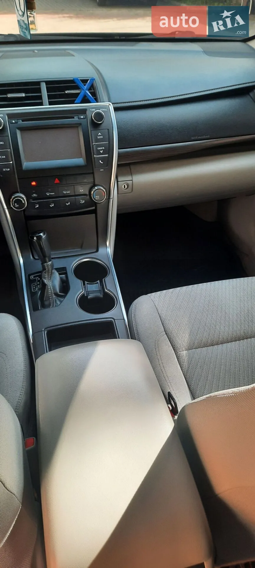 2016 Toyota Camry - мініатюра 11