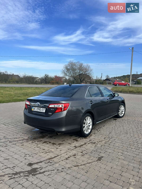 Седан Toyota Camry 2011 в Жидачове