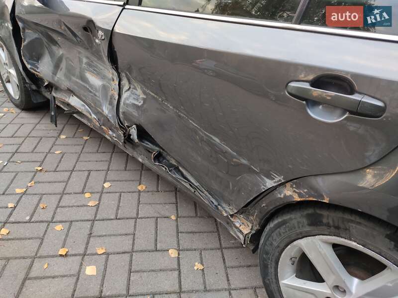 Седан Toyota Camry 2014 в Ровно фото 26 Седан Toyota Camry 2014 в Ровно