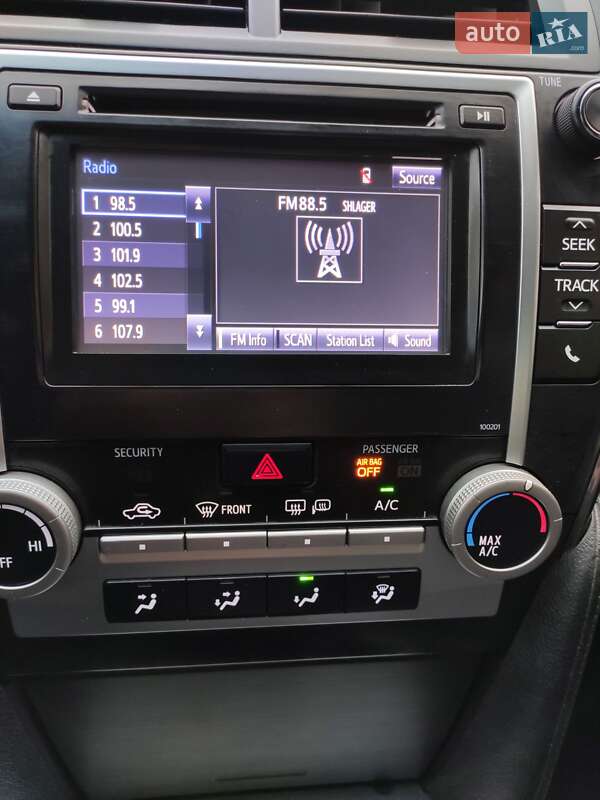 Седан Toyota Camry 2014 в Ровно фото 28 Седан Toyota Camry 2014 в Ровно