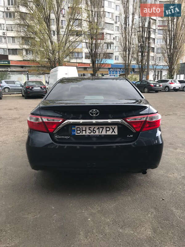 Toyota Camry 2016