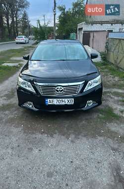 Седан Toyota Camry 2012 в Днепре