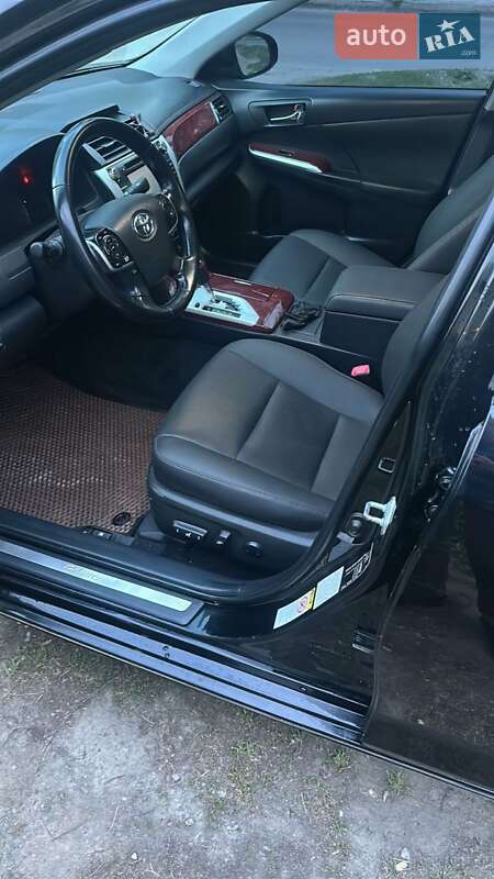 Седан Toyota Camry 2012 в Новомосковске фото 6 Седан Toyota Camry 2012 в Новомосковске