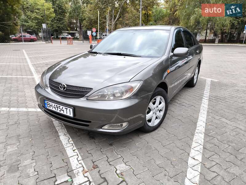 Седан Toyota Camry 2003 в Одессе