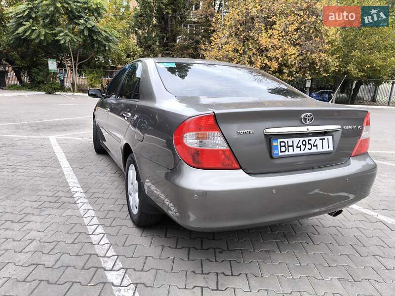 Седан Toyota Camry 2003 в Одессе