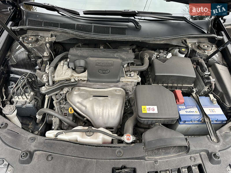 Седан Toyota Camry 2017 в Вінниці