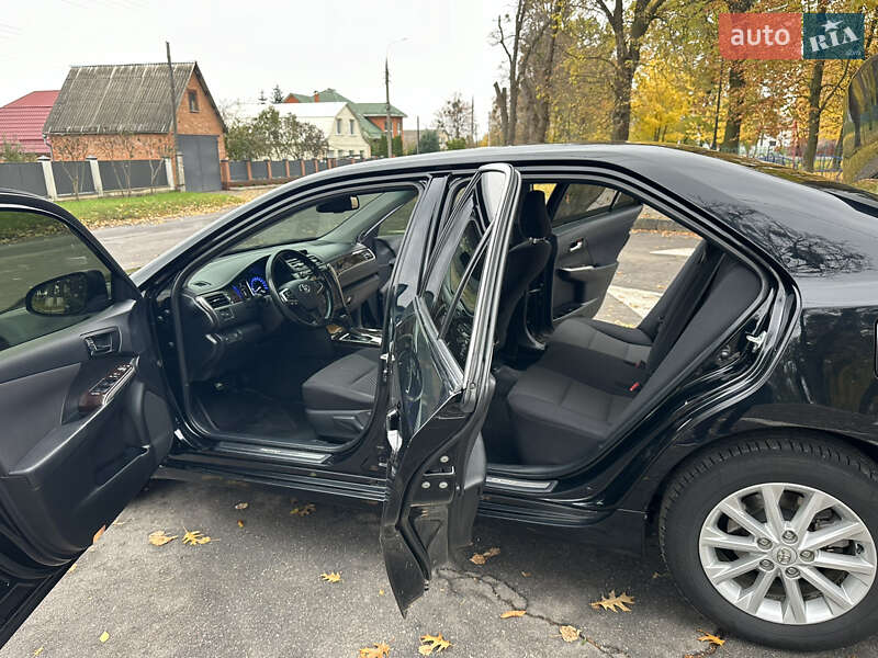 Седан Toyota Camry 2017 в Вінниці